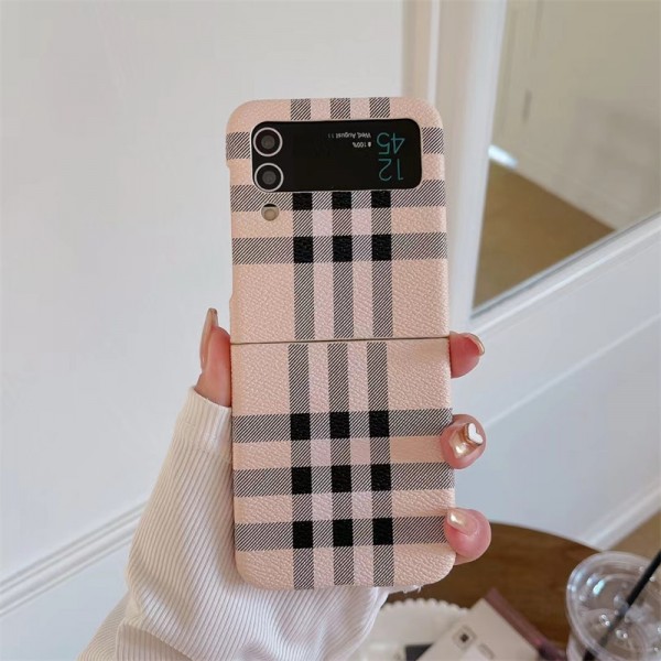 Burberry バーバリーブランド Samsung Z Fold 6 5 4 flip 6 5 4スマホカバー 流行りGalaxy Z Flip5 4 6スマホケース 携帯カバーブランドギャラクシー Z Flip5 4 6カバー 落下保護Galaxy Z Flip5/4ケース 高級感 シンプル 逸品