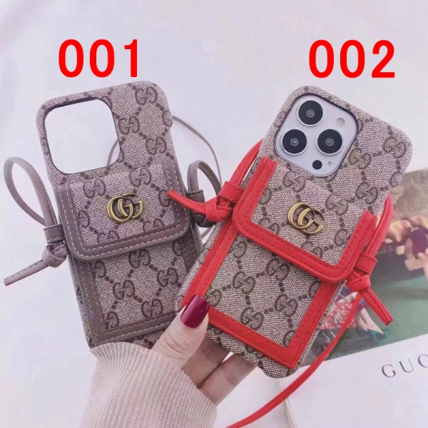 GUCCI ブランド iphone 15+14Pro max/14Plus収納型ケース ポケット付き グッチ アイフォン13Pro max/12Pro/13 カバー 斜め掛け レディース向け 人気モノグラムiphone 11/11 pro/11 pro max/se2ケース 金属ロゴ飾り付き 高級 オシャレ