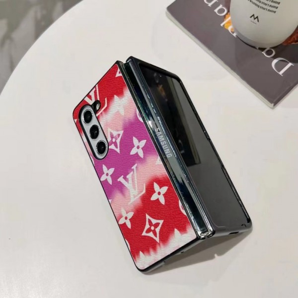 Lv ルイヴィトンかわいいGalaxy Z Fold 5 4ケース 耐衝撃レザー Galaxy z fold5 4ブランドスマホケース ブランドギャラクシー Z Flip5 4カバー 落下保護Galaxy Z Flip5/4ケース 高級感 シンプル 逸品