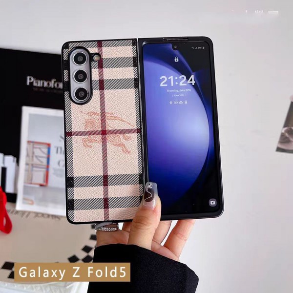 Burberry バーバリーGalaxy Z Flip5 4 6スマホケース 携帯カバー Galaxy z fold5 4 6ブランドスマホケース ブランドギャラクシー Z Flip5 4 6カバー 落下保護Galaxy Z Flip5/4ケース 高級感 シンプル 逸品