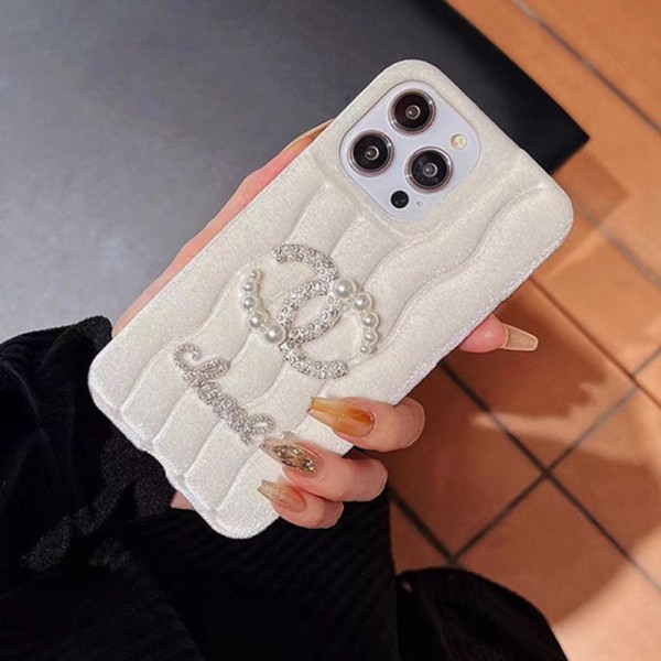 Chanel シャネルアイフォン15 ultra 14proブランドケース耐衝撃のiPhone 15 14 ultra plusスマホケースブランドiPhone 15 14 プロマックススマホカバー激安男女兼用iPhone 15 14 pro maxケースカバー