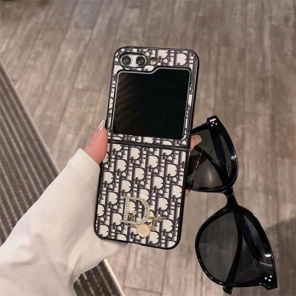 Dior ディオールかわいいGalaxy Z flip 6 5 4ケース 耐衝撃レザーGalaxy Z Flip5 4スマホケース 携帯カバーブランドギャラクシー Z Flip5 4カバー 落下保護Galaxy Z Flip5/4ケース 高級感 シンプル 逸品