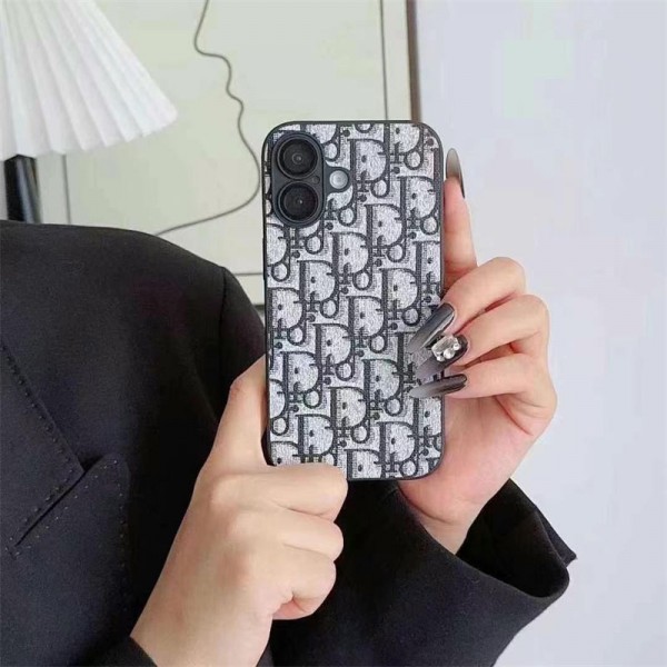 Dior ディオール ハイブランドiphone16 14 Pro Max 15 Plusケースカバーアイフォン 15 14 16プロ マックス/15プロ/16カバー 落下防止耐衝撃のiPhone 15 pro max 14  13 12 plusスマホケース男女兼用iPhone 15 14 16 pro maxケースカバー