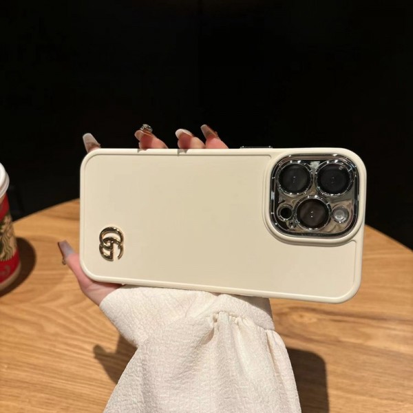 Gucci グッチアイフォン15 plus 14proブランドケース耐衝撃のiPhone 15 pro max 14  plusスマホケースアイフォン15/14proケースブランド 手触り良い アップル 15+ 14proブランドスマホカバー薄型オシャレ