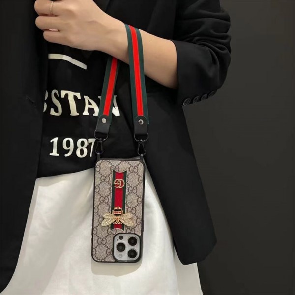 Gucci グッチ アイフォン15 plus 14pro 16 pro maxブランドケース アイフォン15/14 13pro 12 miniケースブランド 手触り良い 男女兼用iPhone 15 14 16 pro maxケースカバーアップル 15+ 14pro 16ブランドスマホカバー薄型オシャレ