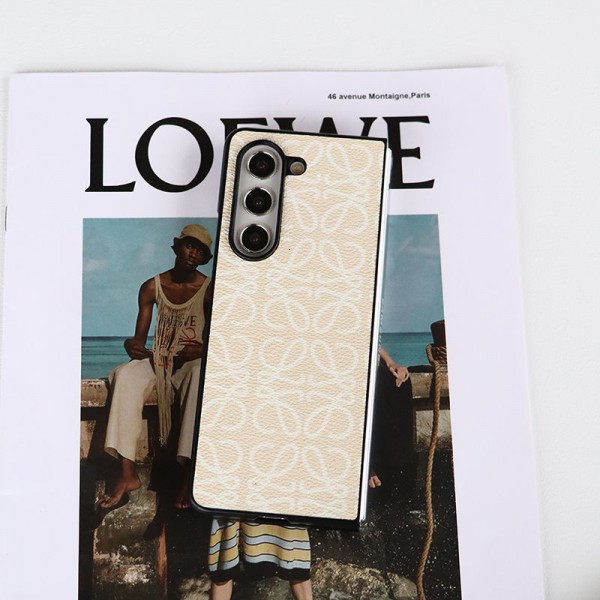 LOEWE ロエベ ブランド Samsung Z Fold 6 5 4 スマホカバー 流行りGalaxy Z Fold5 4 6スマホケース 携帯カバーギャラクシー Z Fold5/Fold4 6ケース ビジネス 高品質 メンズ Galaxy z fold5 4 6ブランドスマホケース 