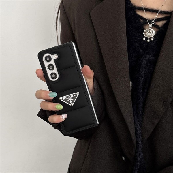 Prada プラダブランド Samsung Z Fold 6 5 4 flip 6 5 4スマホカバー 流行りGalaxy Z Flip5 4 6スマホケース 携帯カバーギャラクシー Z Fold5/Fold4 6ケース ビジネス 高品質 メンズSamsung Z Fold5 4 6スマホケース気質オシャレ