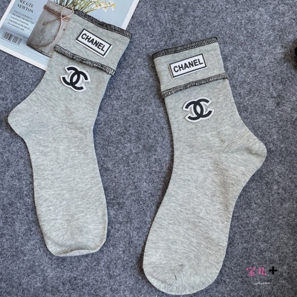 Chanel シャネル激安 ソックス ブランド フットカバー 3足セット スニーカーインハイブランド 涼しい ムレない おしゃれ 綿 春夏秋 靴下夏 綿 薄手 通気性 おしゃれ スポーツ くつしたランニング ゴルフ靴下 吸汗速乾 蒸れない スニーカーソックス