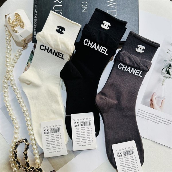 シャネル激安 ソックス ブランド フットカバー 3足セット Chanel スニーカーインハイブランド 涼しい ムレない おしゃれ 綿 春夏秋 靴下パロディ靴下 韓国 安いランニング ゴルフ靴下 吸汗速乾 蒸れない スニーカーソックス