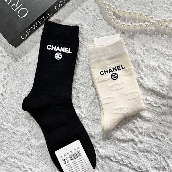 Chanel シャネルルームソックス 冬秋ブランド激安 靴下 2足セット レディーススーパーコピー韓国 冷えとりくつした 冷え性対策グッズ 靴下 ソックス ハイブランド あったかグッズ 