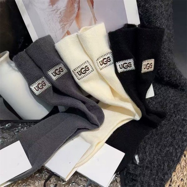 UGG アグ ソックス ブランド スポーツ コピー厚手ソックス 冬秋ブランド激安靴下メンズレディーススーパーコピー冷え性対策グッズ 靴下 ソックス ハイブランド あったかグッズ 3足セット