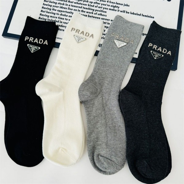 Prada プラダ ブランド靴下 偽物ソックス ブランド スポーツ コピーブランド激安靴下メンズレディーススーパーコピー冷え性対策グッズ 靴下 ソックス ハイブランド あったかグッズ 