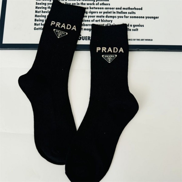 Prada プラダ ブランド靴下 偽物ソックス ブランド スポーツ コピーブランド激安靴下メンズレディーススーパーコピー冷え性対策グッズ 靴下 ソックス ハイブランド あったかグッズ 