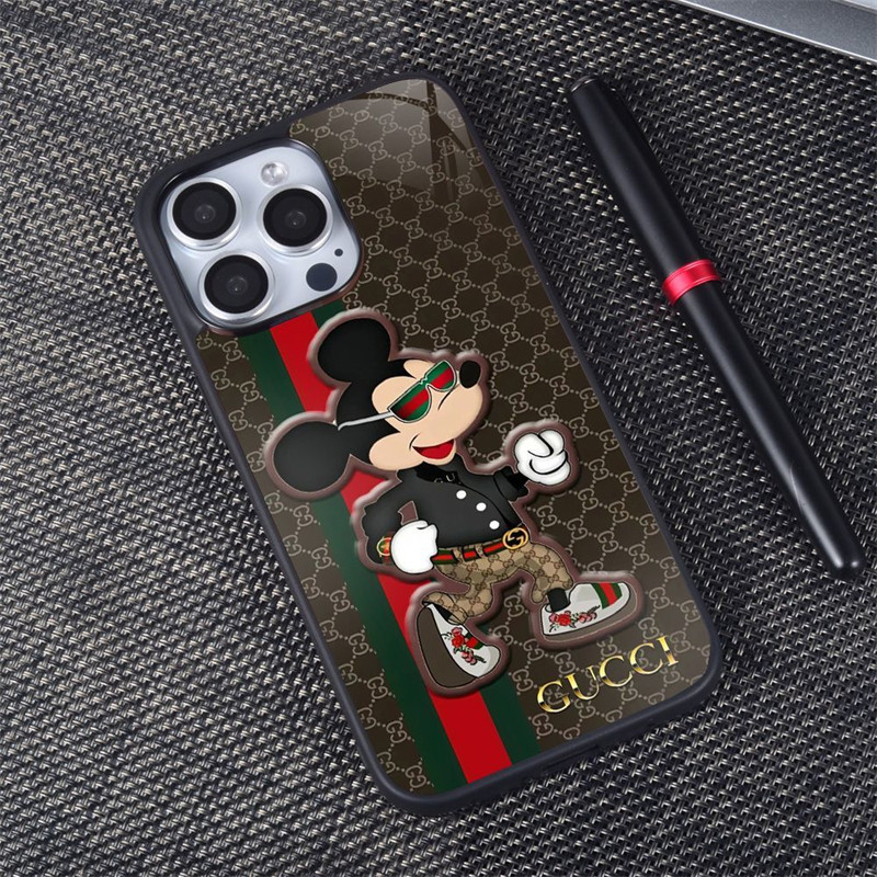 Gucci 耐衝撃のiPhone 16 15 pro max ケース